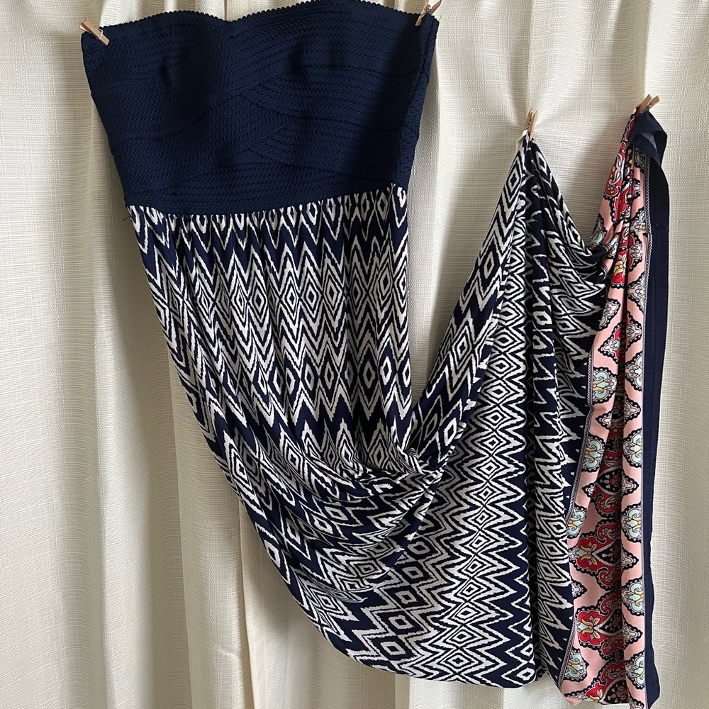 STRAPLESS MAXI DRESS W/ SWEET-HART NECKLINE- NAVY BLUE & WHITE- SIZE XL